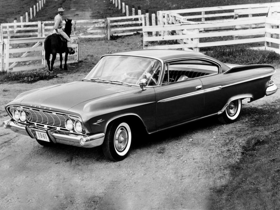 Dodge Dart Phoenix 2-Door Hardtop '1961